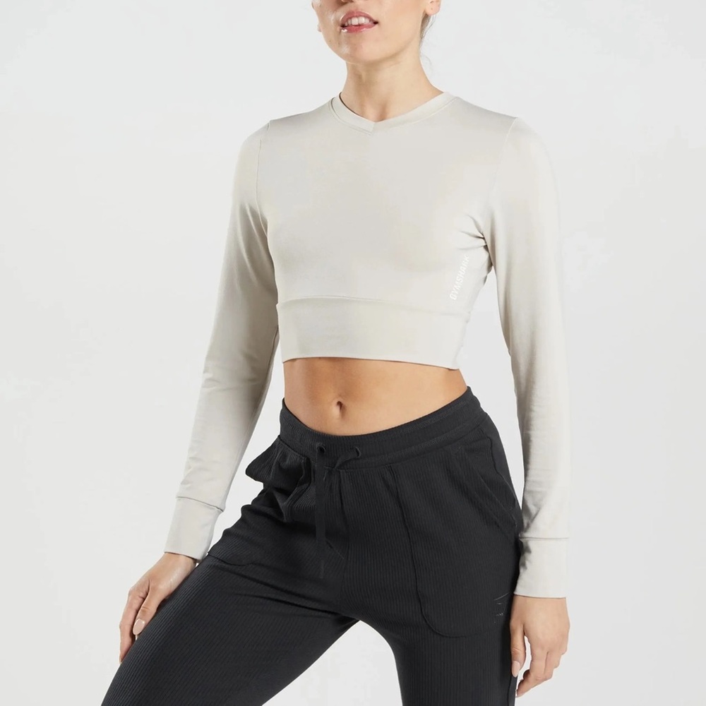 Gymshark Pause Open Back Long Sleeve Crop Top